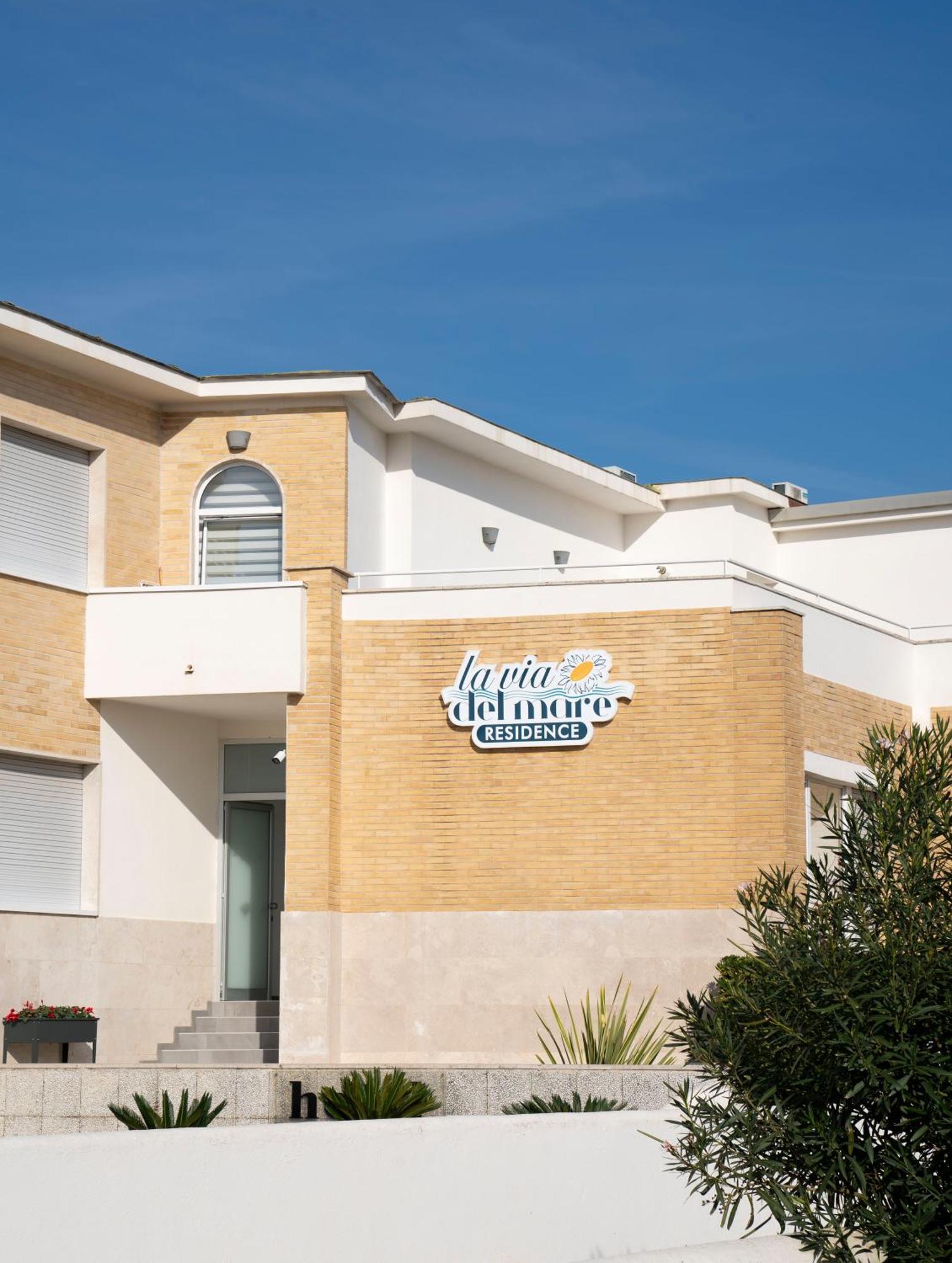 La Via Del Mare Apartment ลิโกลา ภายนอก รูปภาพ