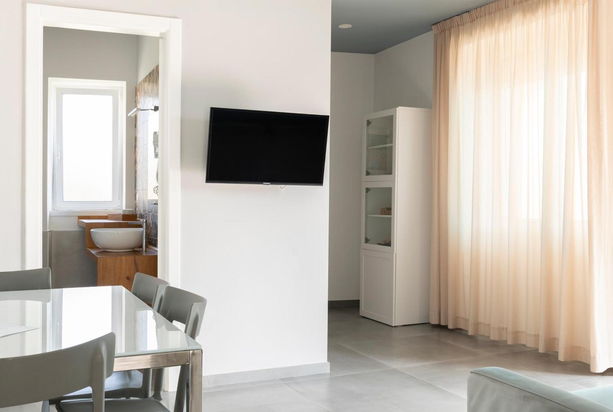 La Via Del Mare Apartment ลิโกลา ภายนอก รูปภาพ